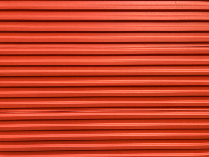 Self-Storage vs Storage-By-The-Box